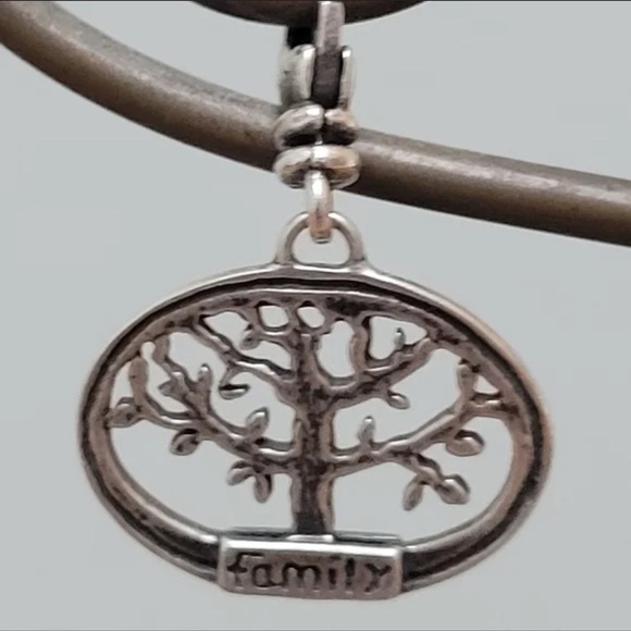 Silpada Jewelry - Silpada Family Tree Charm